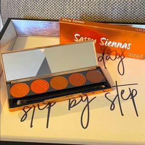 Dose of Colors SASSY SIENNAS EyeShadow Palette